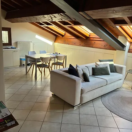 Apartment Spazio 28 - Free Private Parking Mantova